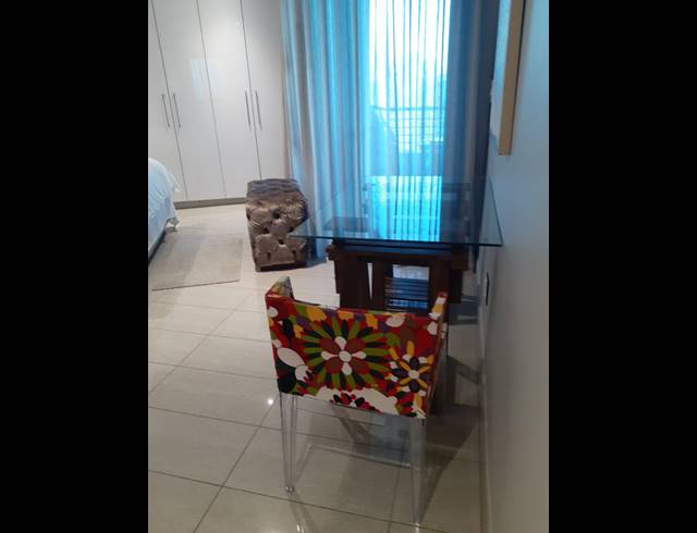 2 BEDROOM APARTMENT FOR SALE IN UMHLANGA CENTRAL